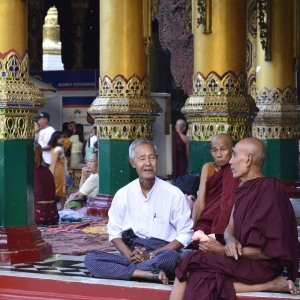 d612302_055shwedagon-pagoda-michel-pour-espace-fr